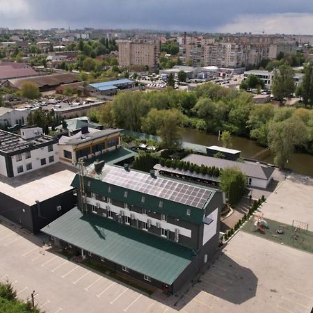 Sobkoff Hotel Khmelʼnytsʼkyy Exterior foto
