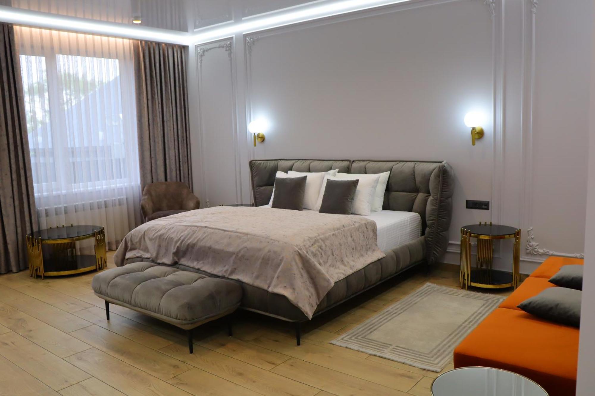 Sobkoff Hotel Khmelʼnytsʼkyy Exterior foto