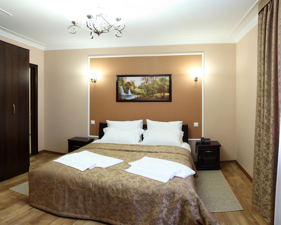 Sobkoff Hotel Khmelʼnytsʼkyy Cameră foto